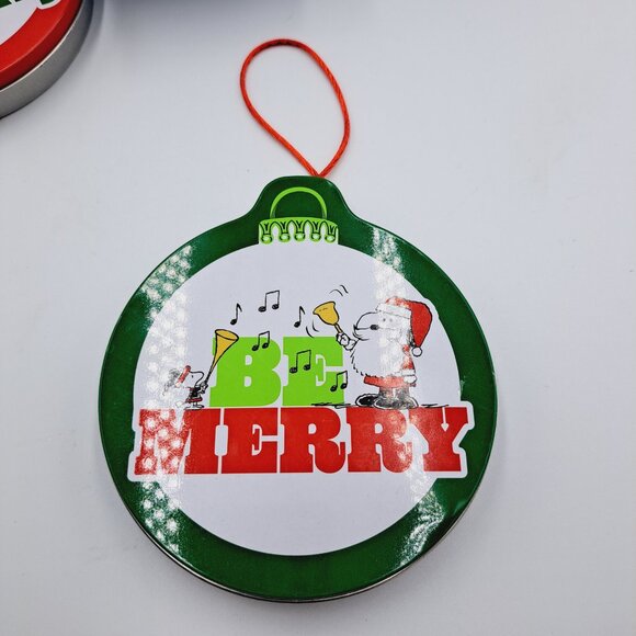 Peanuts Snoopy Winter Holiday Bundle Includes Ornaments & Musical Lights - Picture 2 of 13